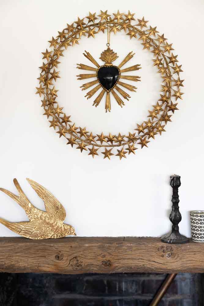 Black & Gold Sacred Heart Hanging Ornament